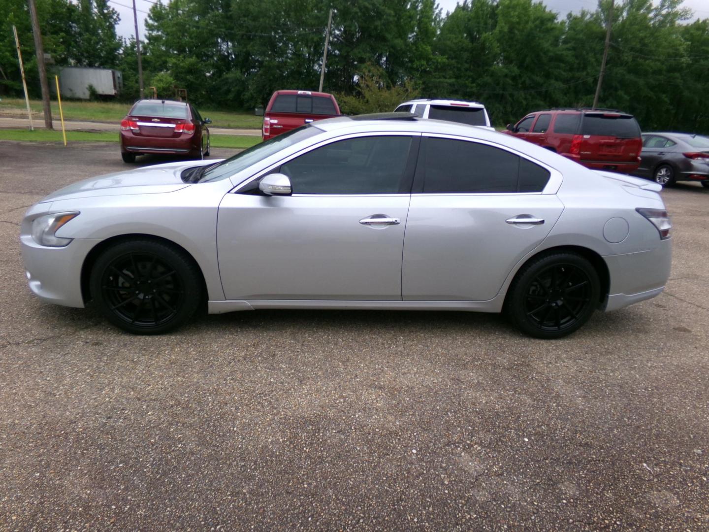 2014 Silver /Black Nissan Maxima SV (1N4AA5AP3EC) with an 3.5L V6 DOHC 24V engine, Continuously Variable Transmission transmission, located at 400 First NW, Bearden, AR, 71720, (870) 687-3414, 0.000000, 0.000000 - Photo#1