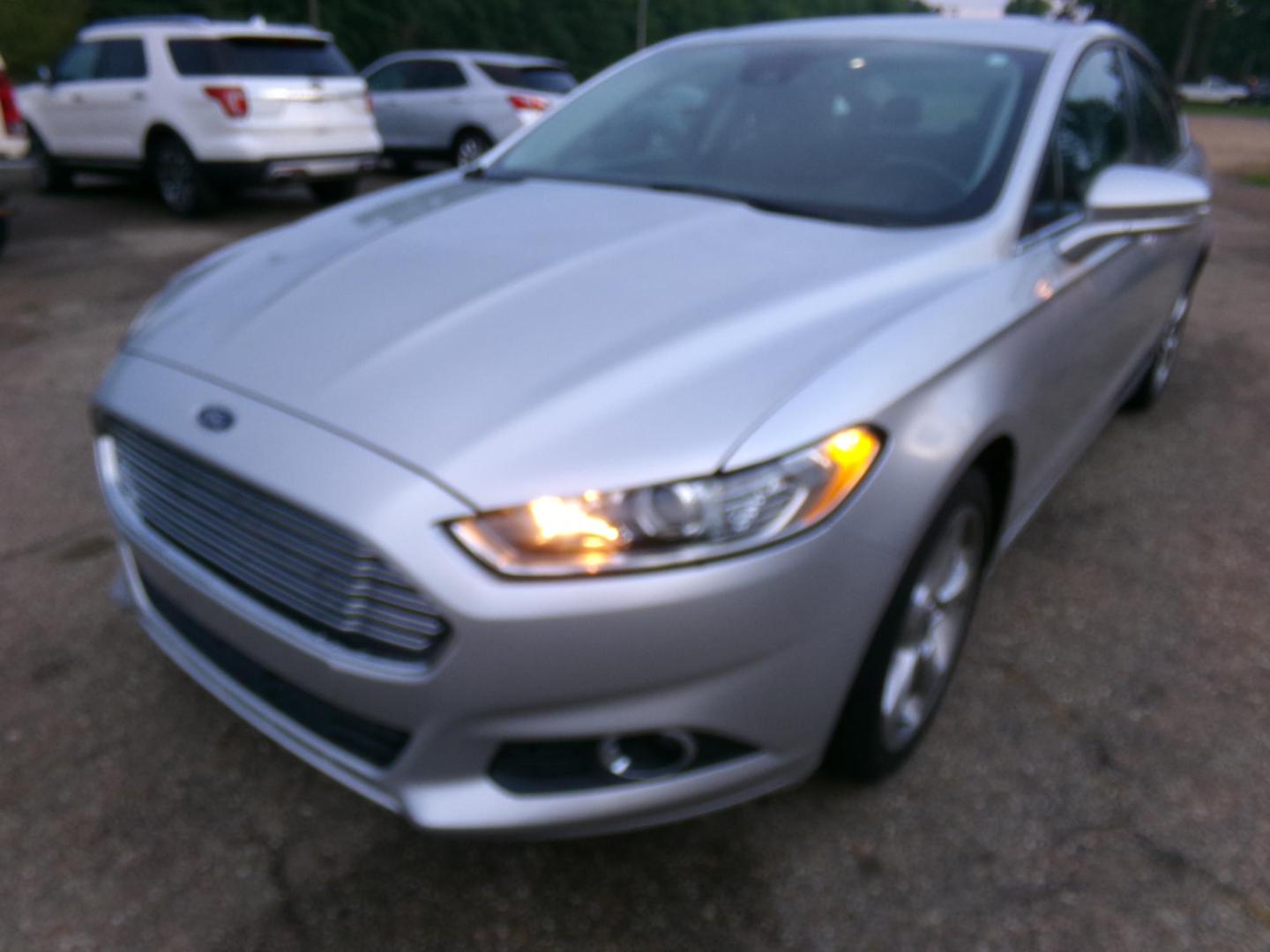 2016 Ford Fusion SE AWD's photo