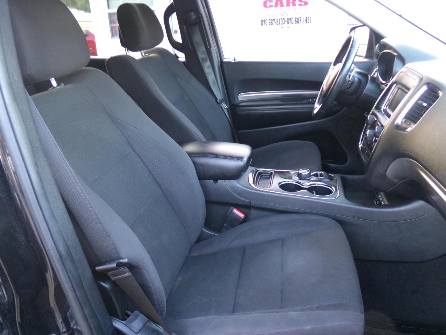 2015 Brilliant Black Pearl /Charcoal Dodge Durango SXT (1C4RDHAG3FC) with an 3.6L V6 DOHC 24V engine, 8-Speed Automatic transmission, located at 400 First NW, Bearden, AR, 71720, (870) 687-3414, 0.000000, 0.000000 - Photo#21