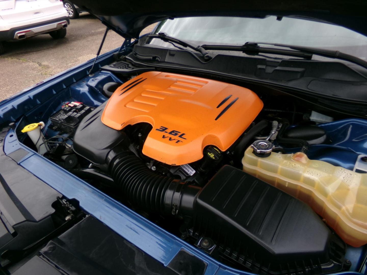2021 Surf Blue Pearl /Black Dodge Challenger SXT (2C3CDZAG7MH) with an 3.6L V6 DOHC 24V engine, 8-speed automatic transmission, located at 400 First NW, Bearden, AR, 71720, (870) 687-3414, 0.000000, 0.000000 - Photo#6