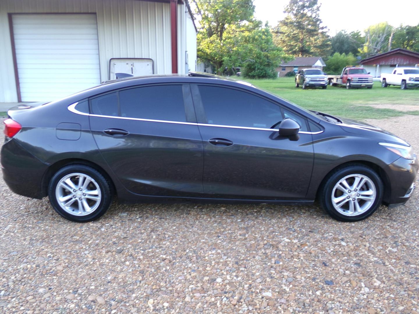 2016 Carbon Flash Metallic /Black Chevrolet Cruze LT Auto (1G1BE5SM4G7) with an 1.4L L4 DOHC 16V TURBO engine, 6-Speed Automatic transmission, located at 400 First NW, Bearden, AR, 71720, (870) 687-3414, 0.000000, 0.000000- Photo#22