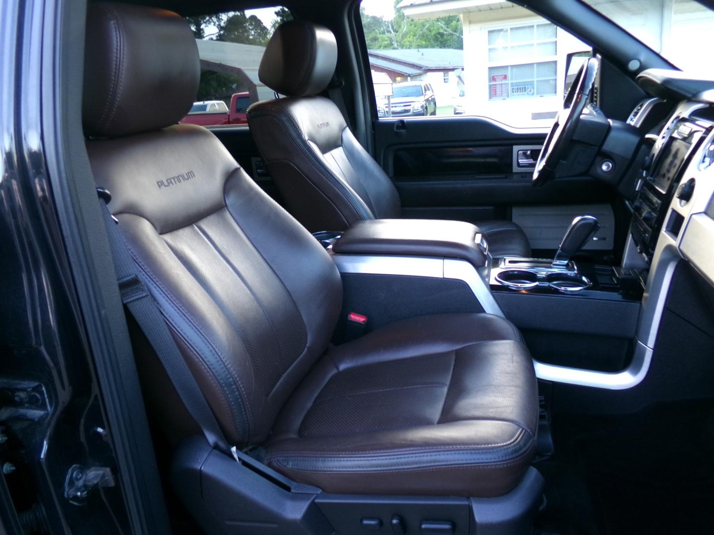 2012 Tuxedo Black /Black Ford F-150 Platinum SuperCrew 5.5-ft. Bed 4WD (1FTFW1ET1CF) with an 3.5L V6 TURBO engine, 6-Speed Automatic transmission, located at 400 First NW, Bearden, AR, 71720, (870) 687-3414, 0.000000, 0.000000- Photo#25