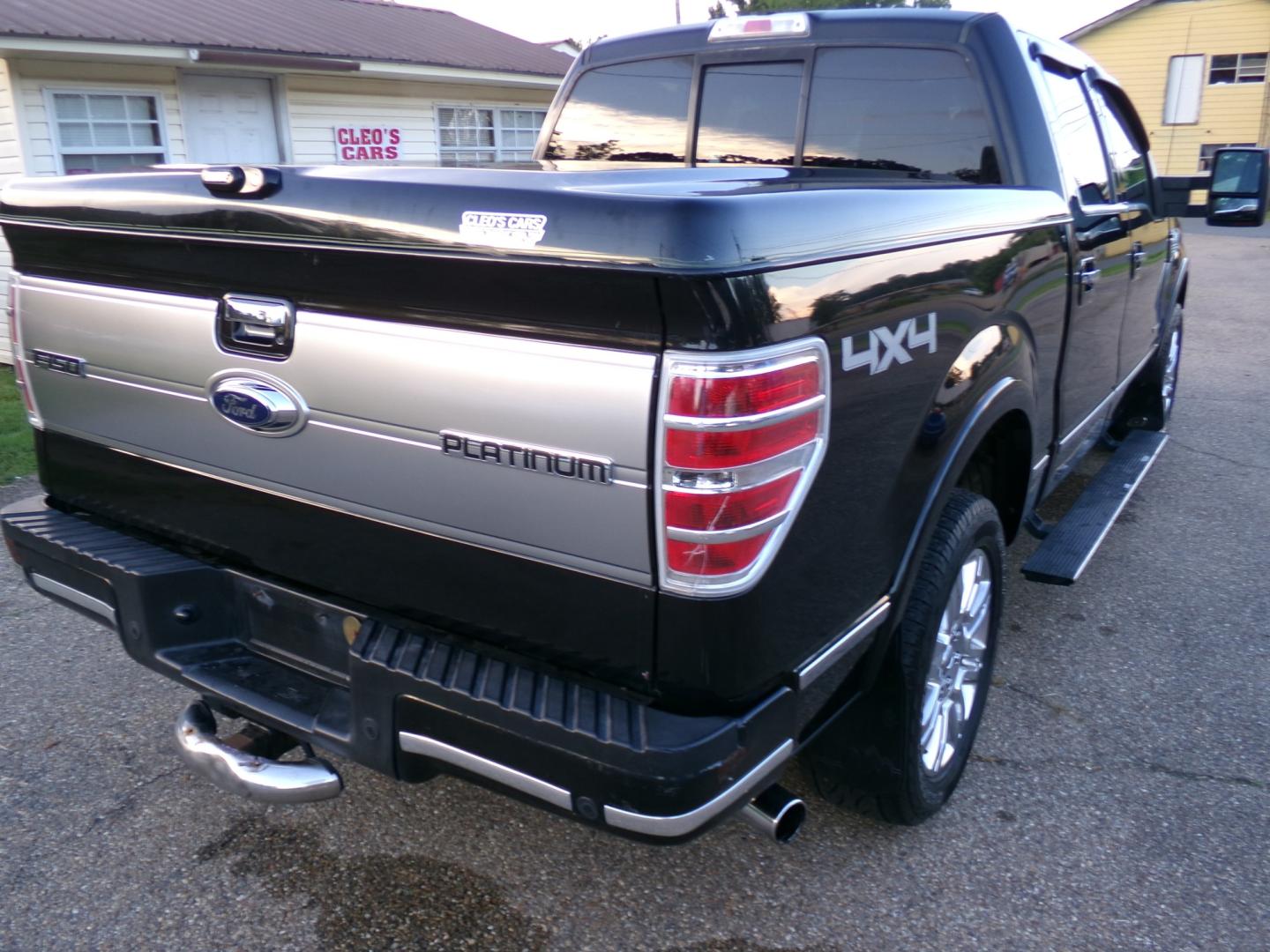 2012 Tuxedo Black /Black Ford F-150 Platinum SuperCrew 5.5-ft. Bed 4WD (1FTFW1ET1CF) with an 3.5L V6 TURBO engine, 6-Speed Automatic transmission, located at 400 First NW, Bearden, AR, 71720, (870) 687-3414, 0.000000, 0.000000- Photo#27