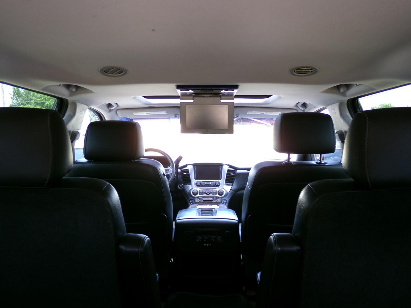 2015 Subterranean Metallic /Brown GMC Yukon SLT 2WD (1GKS1BKC8FR) with an 5.3L V8 OHV 16V engine, 6-Speed Automatic transmission, located at 400 First NW, Bearden, AR, 71720, (870) 687-3414, 0.000000, 0.000000- Photo#4