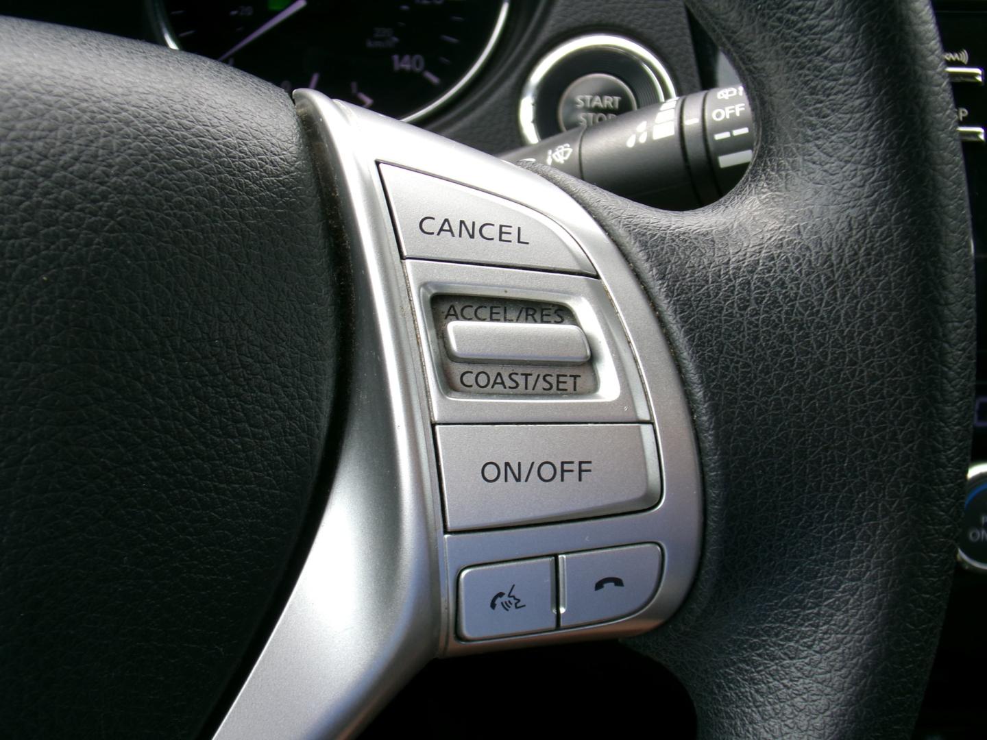2016 Gray /Black Nissan Rogue S AWD (5N1AT2MM7GC) with an 2.5L L4 DOHC 16V engine, CVT transmission, located at 400 First NW, Bearden, AR, 71720, (870) 687-3414, 0.000000, 0.000000- Photo#11