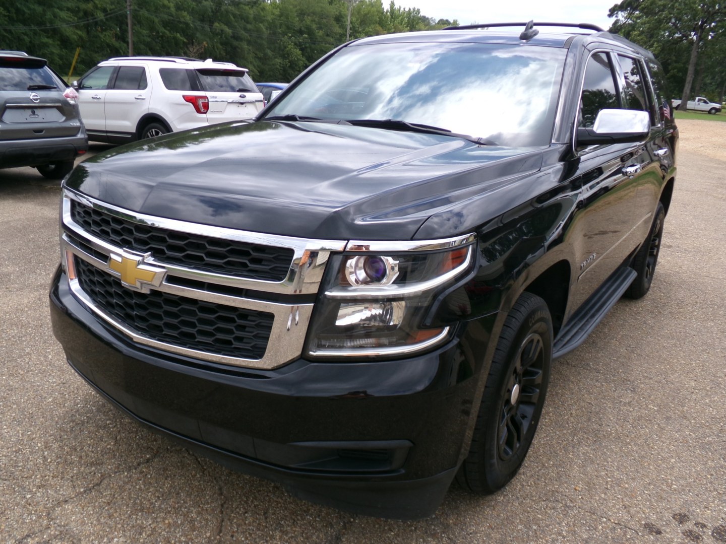 2016 Black /Black Chevrolet Tahoe LS 2WD (1GNSCAKC9GR) with an 5.3L V8 OHV 16V engine, 6-Speed Automatic transmission, located at 400 First NW, Bearden, AR, 71720, (870) 687-3414, 0.000000, 0.000000- Photo#0