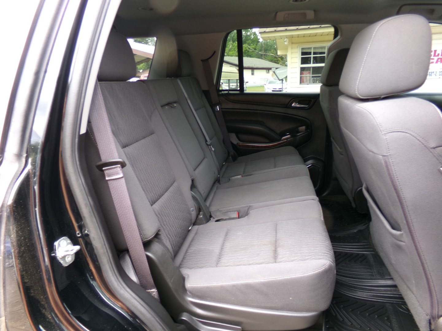 2016 Black /Black Chevrolet Tahoe LS 2WD (1GNSCAKC9GR) with an 5.3L V8 OHV 16V engine, 6-Speed Automatic transmission, located at 400 First NW, Bearden, AR, 71720, (870) 687-3414, 0.000000, 0.000000- Photo#15