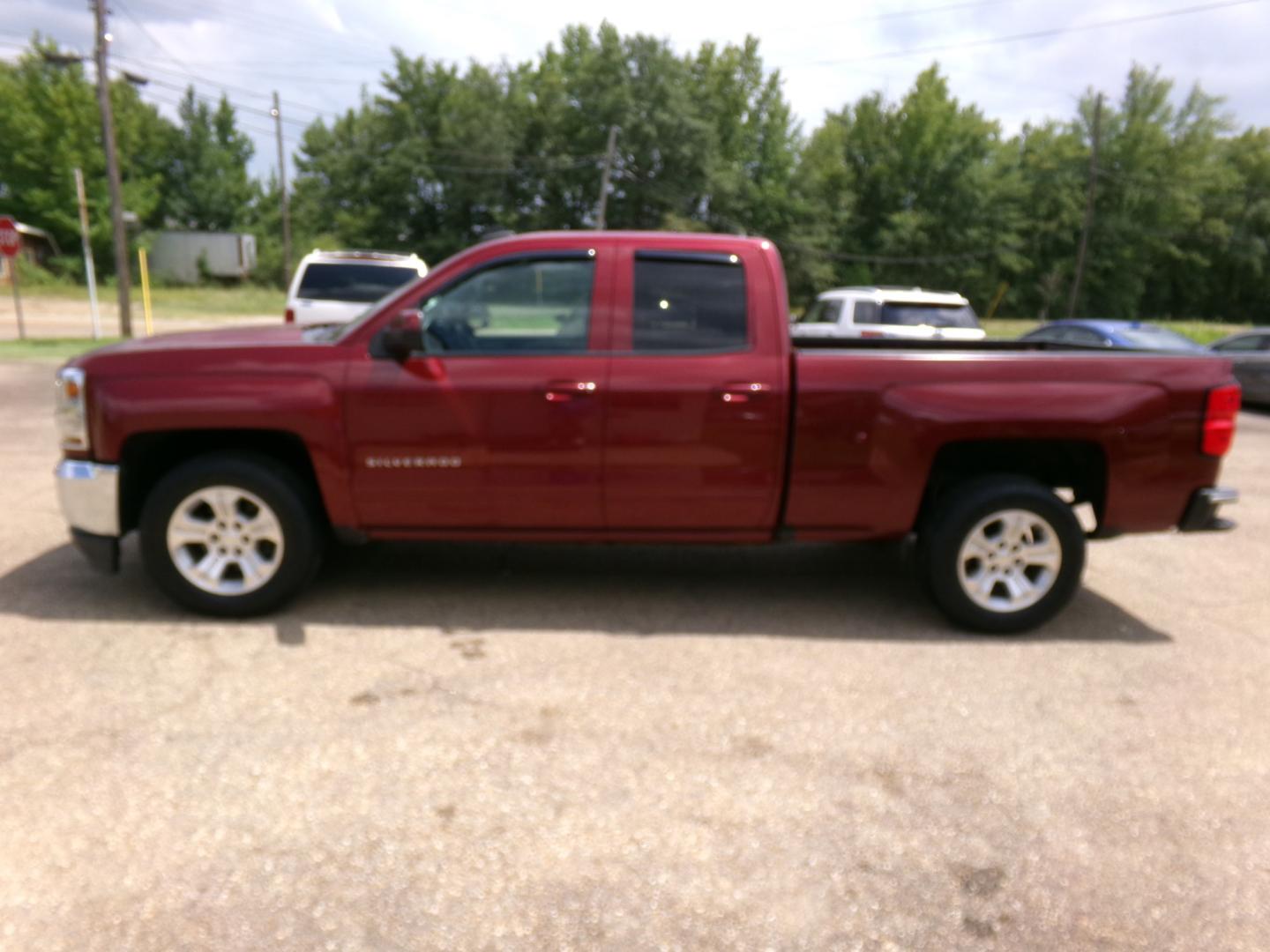 2016 Sonoma Jewel Metallic /Black Chevrolet Silverado 1500 LT Double Cab 2WD (1GCRCREC6GZ) with an 5.3L V8 OHV 16V engine, 6-Speed Automatic transmission, located at 400 First NW, Bearden, AR, 71720, (870) 687-3414, 0.000000, 0.000000- Photo#1