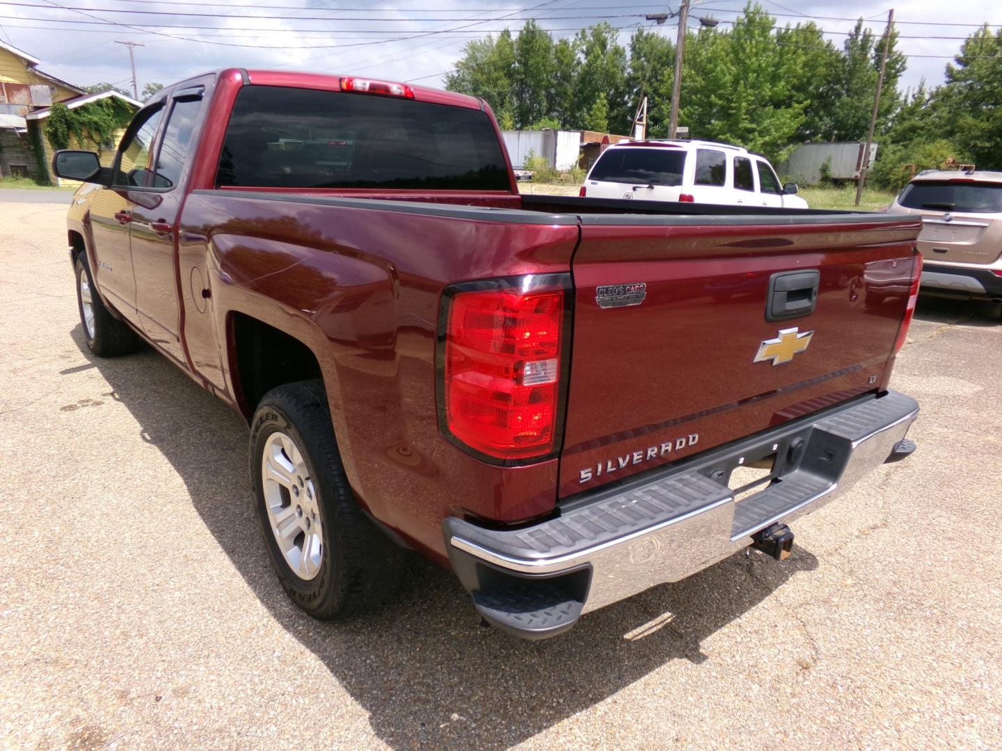 2016 Sonoma Jewel Metallic /Black Chevrolet Silverado 1500 LT Double Cab 2WD (1GCRCREC6GZ) with an 5.3L V8 OHV 16V engine, 6-Speed Automatic transmission, located at 400 First NW, Bearden, AR, 71720, (870) 687-3414, 0.000000, 0.000000- Photo#2