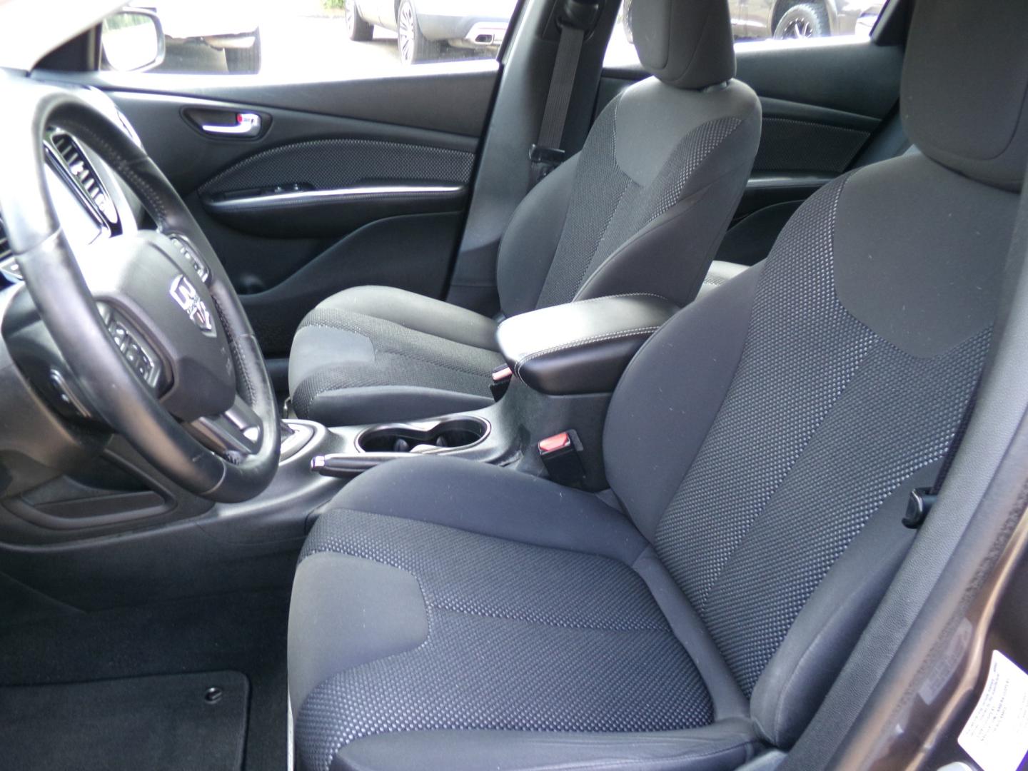 2016 Granite Crystal Metallic /Black Dodge Dart AERO (1C3CDFDH8GD) with an 1.4L L4 DOHC 16V engine, 6-speed automatic transmission, located at 400 First NW, Bearden, AR, 71720, (870) 687-3414, 0.000000, 0.000000- Photo#8