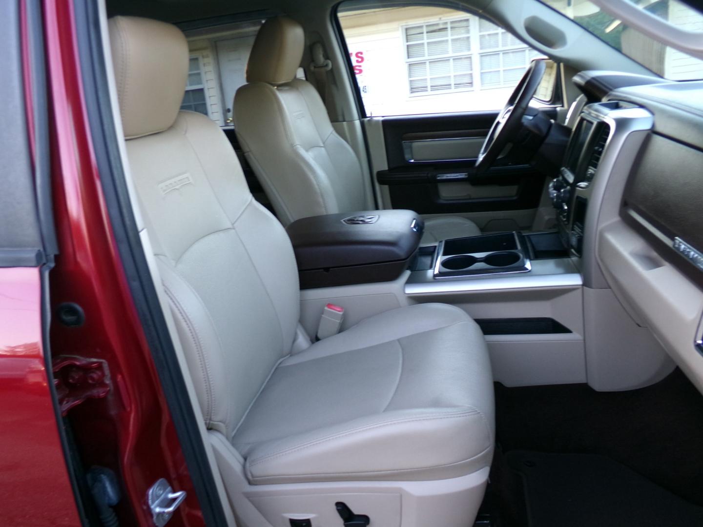 2014 Deep Cherry Red Crystal Pearl /Tan RAM 1500 Laramie Crew Cab SWB 2WD (1C6RR6NT3ES) with an 5.7L V8 OHV 16V engine, 6-Speed Automatic transmission, located at 400 First NW, Bearden, AR, 71720, (870) 687-3414, 0.000000, 0.000000- Photo#26