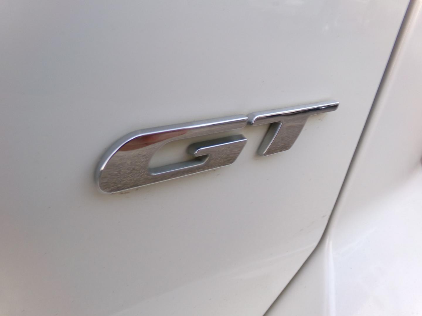 2019 White /Black Dodge Journey GT AWD (3C4PDDEG7KT) with an 3.6L V6 DOHC 24V engine, 6-speed automatic transmission, located at 400 First NW, Bearden, AR, 71720, (870) 687-3414, 0.000000, 0.000000- Photo#5