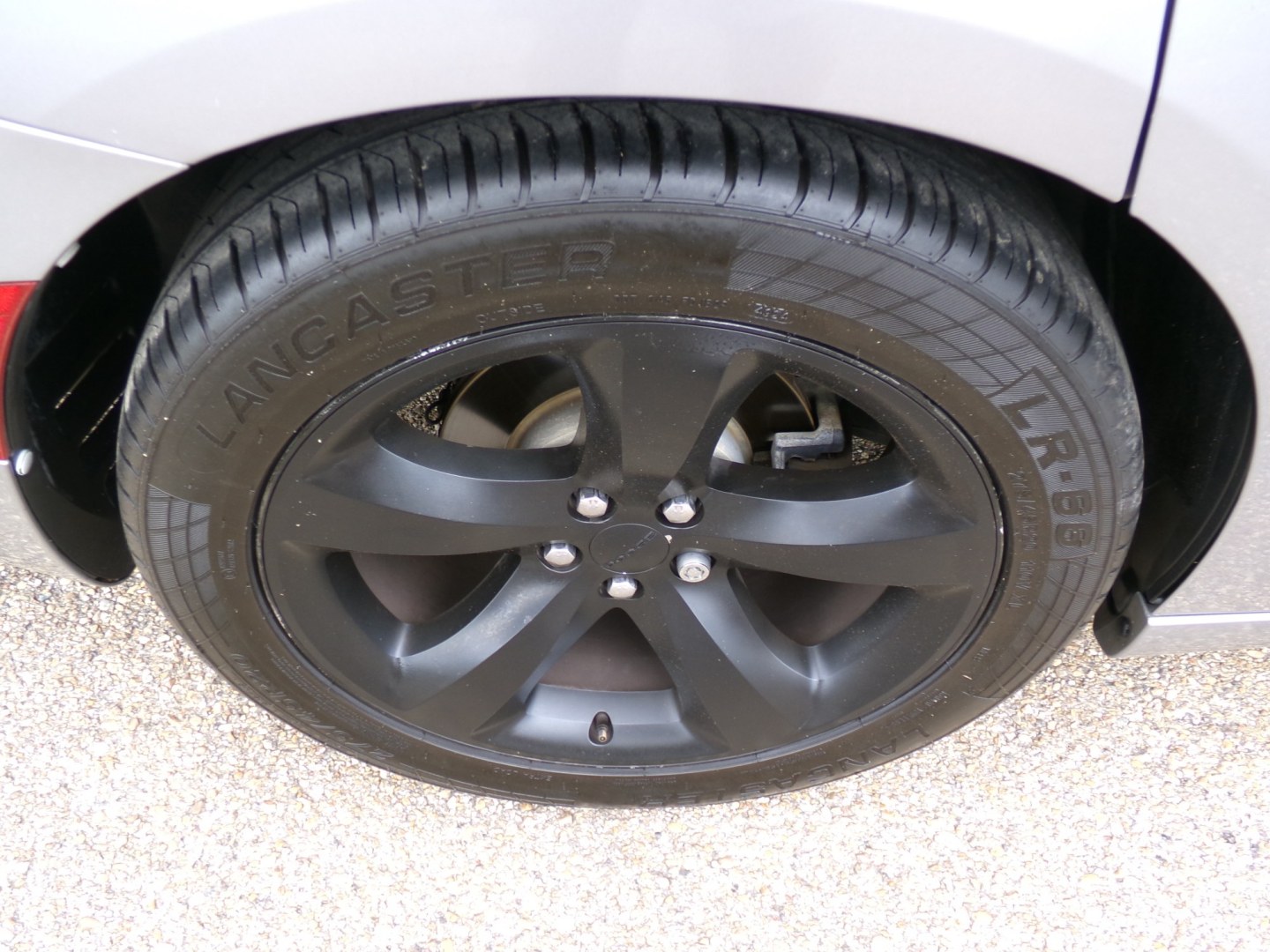 2018 Billet Metallic /Black Dodge Charger R/T (2C3CDXCT7JH) with an 5.7L V8 OHV 16V engine, 8-speed automatic transmission, located at 400 First NW, Bearden, AR, 71720, (870) 687-3414, 0.000000, 0.000000- Photo#5