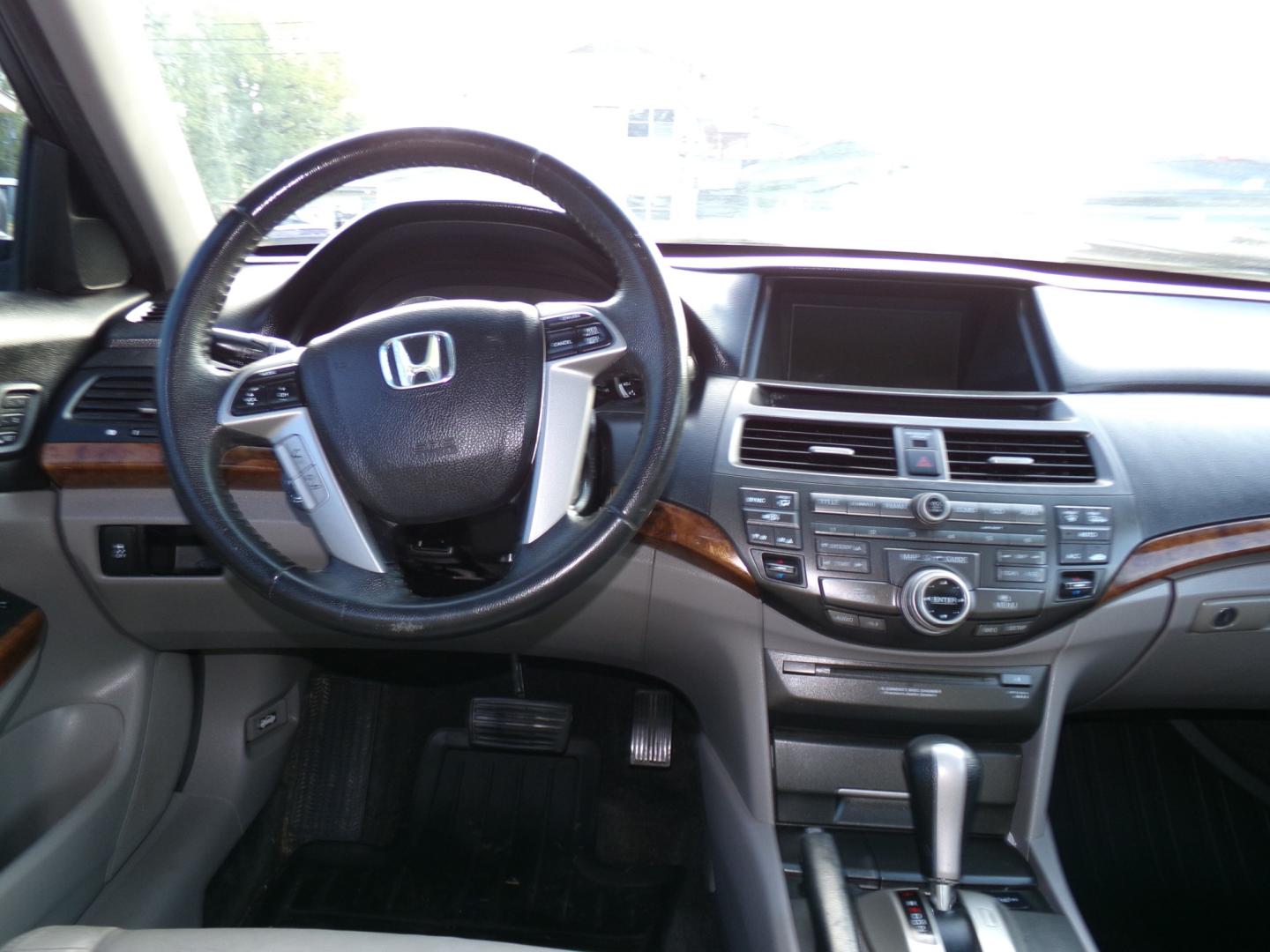 2012 Sebring Silver Metallic /Gray Honda Accord EX-L V6 Sedan AT (1HGCP3F85CA) with an 3.5L V6 SOHC 24V engine, 5-Speed Automatic transmission, located at 400 First NW, Bearden, AR, 71720, (870) 687-3414, 0.000000, 0.000000- Photo#22