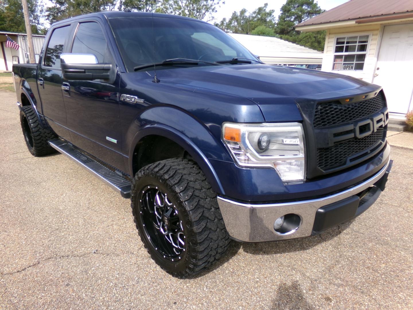 2013 Midnight Sapphire Metallic /Black Ford F-150 XLT SuperCrew 6.5-ft. Bed 4WD (1FTFW1ETXDK) with an 3.5L V6 TURBO engine, 6-Speed Automatic transmission, located at 400 First NW, Bearden, AR, 71720, (870) 687-3414, 0.000000, 0.000000- Photo#0