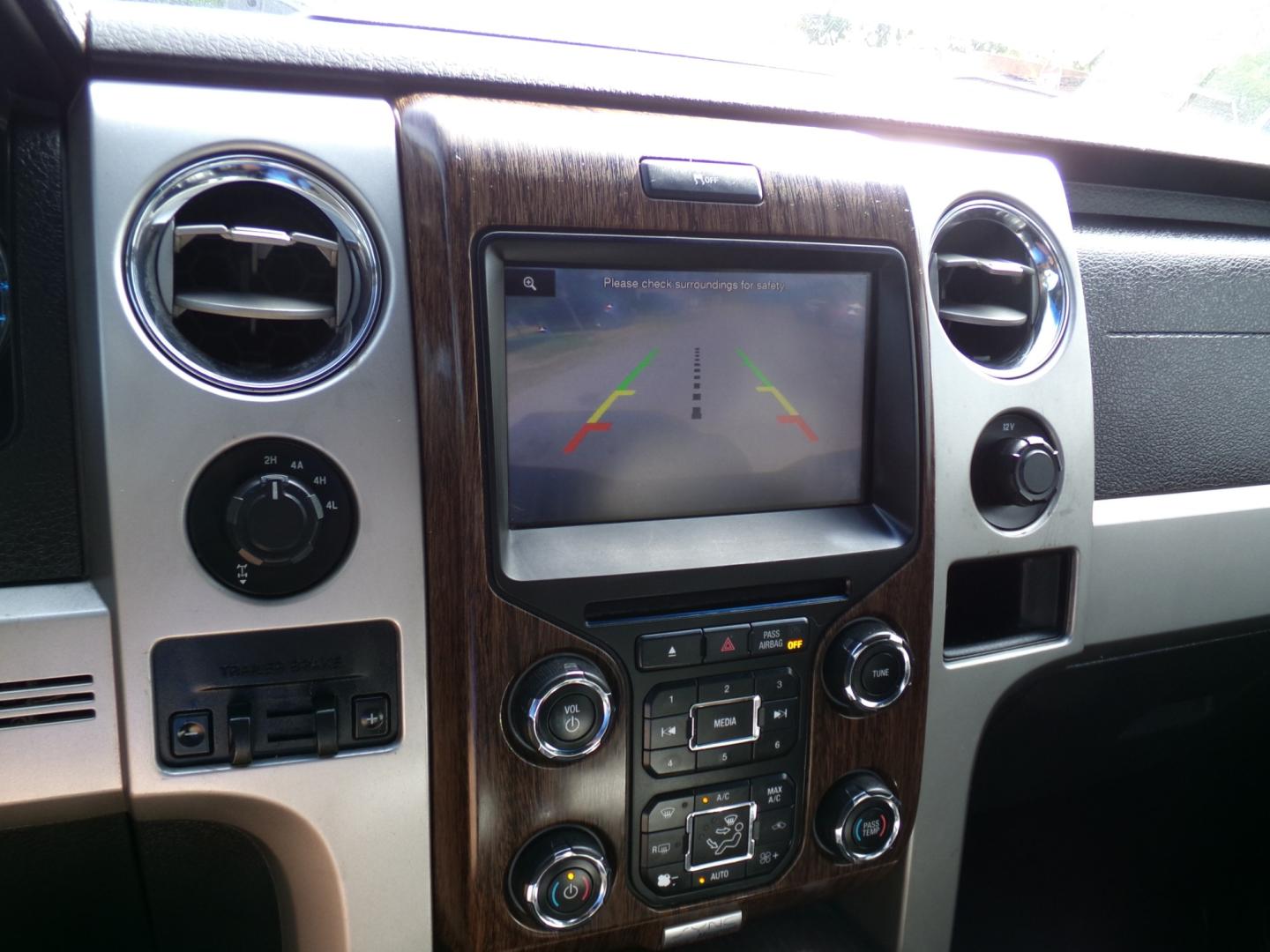 2013 Midnight Sapphire Metallic /Black Ford F-150 XLT SuperCrew 6.5-ft. Bed 4WD (1FTFW1ETXDK) with an 3.5L V6 TURBO engine, 6-Speed Automatic transmission, located at 400 First NW, Bearden, AR, 71720, (870) 687-3414, 0.000000, 0.000000- Photo#10