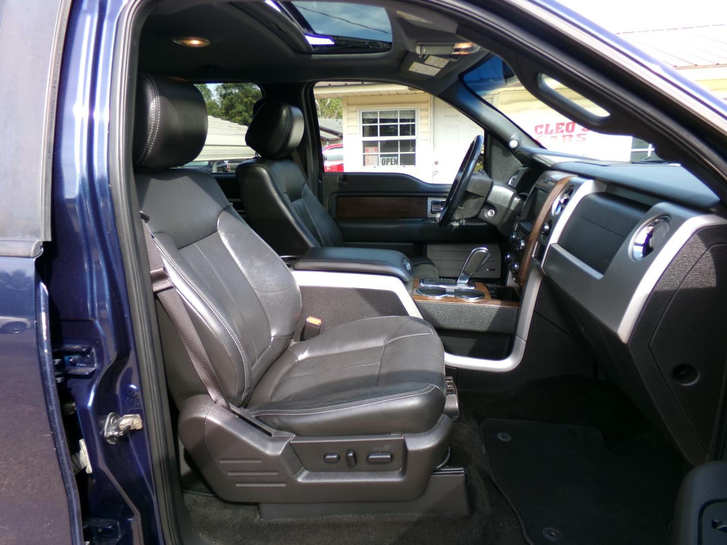 2013 Midnight Sapphire Metallic /Black Ford F-150 XLT SuperCrew 6.5-ft. Bed 4WD (1FTFW1ETXDK) with an 3.5L V6 TURBO engine, 6-Speed Automatic transmission, located at 400 First NW, Bearden, AR, 71720, (870) 687-3414, 0.000000, 0.000000- Photo#21