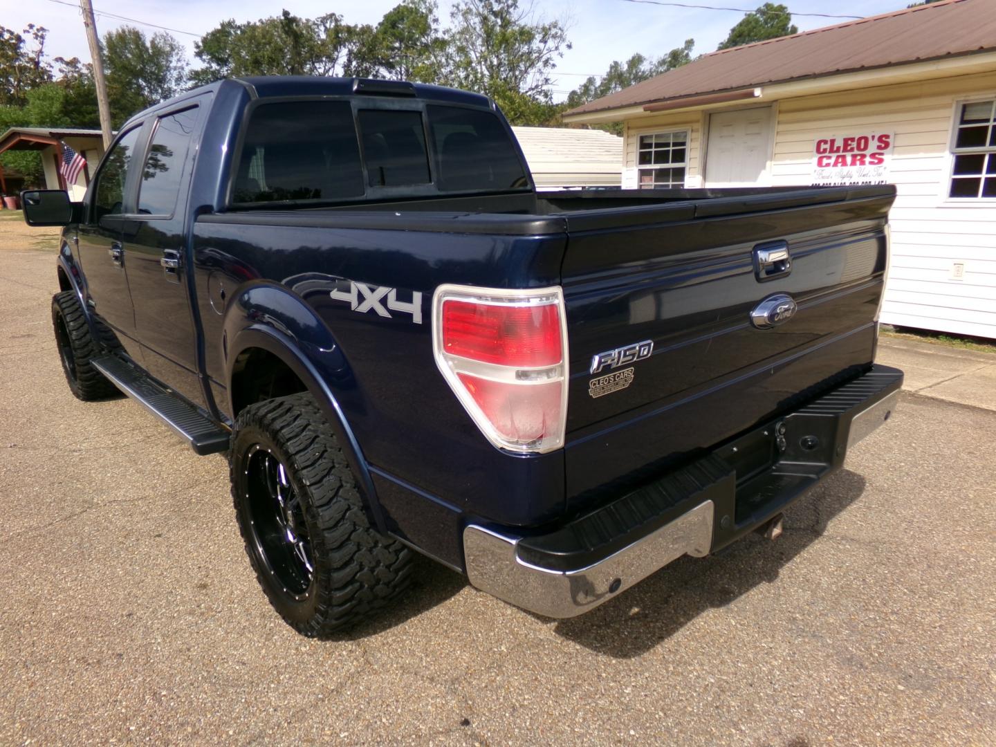 2013 Midnight Sapphire Metallic /Black Ford F-150 XLT SuperCrew 6.5-ft. Bed 4WD (1FTFW1ETXDK) with an 3.5L V6 TURBO engine, 6-Speed Automatic transmission, located at 400 First NW, Bearden, AR, 71720, (870) 687-3414, 0.000000, 0.000000- Photo#26
