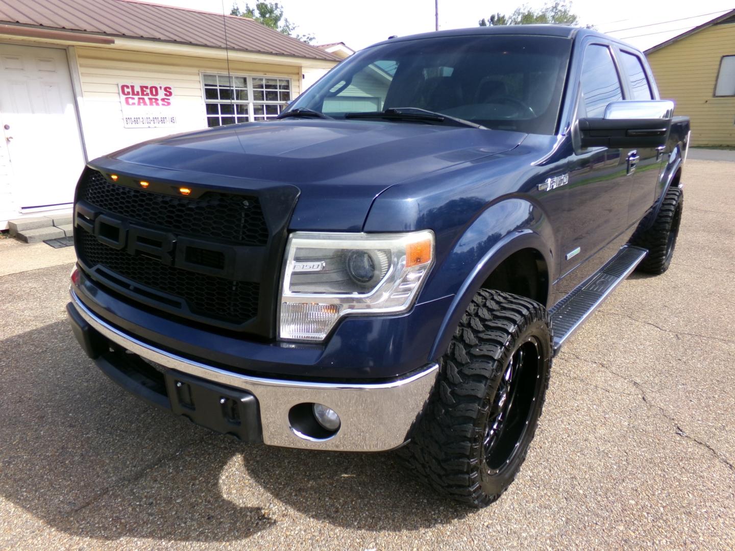 2013 Midnight Sapphire Metallic /Black Ford F-150 XLT SuperCrew 6.5-ft. Bed 4WD (1FTFW1ETXDK) with an 3.5L V6 TURBO engine, 6-Speed Automatic transmission, located at 400 First NW, Bearden, AR, 71720, (870) 687-3414, 0.000000, 0.000000- Photo#29