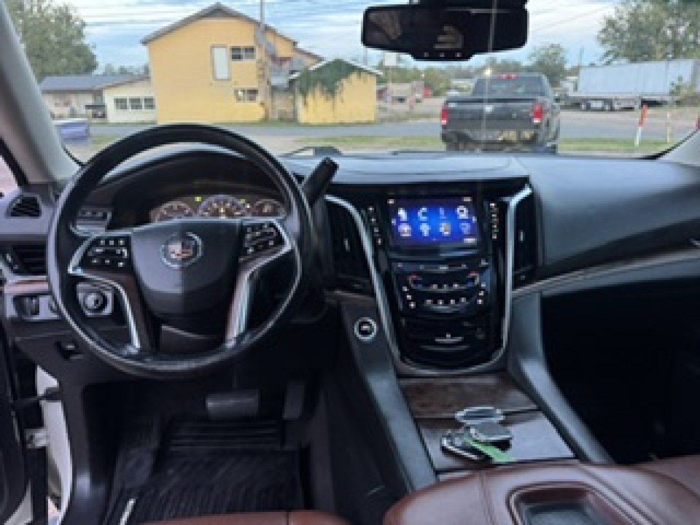 2015 White Diamond Pearl /Brown Cadillac Escalade Premium 4WD (1GYS4CKJ8FR) with an 6.2L V8 OHV 16V FFV engine, 6-speed automatic transmission, located at 400 First NW, Bearden, AR, 71720, (870) 687-3414, 0.000000, 0.000000- Photo#23