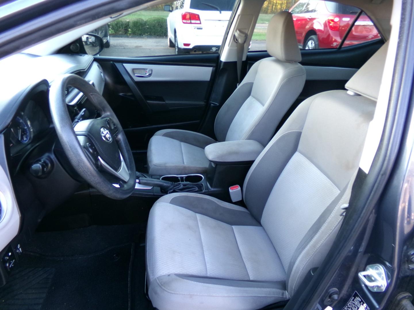 2019 Toyota Corolla L CVT (5YFBURHE0KP) with an 1.8L L4 DOHC 16V engine, CVT transmission, located at 400 First NW, Bearden, AR, 71720, (870) 687-3414, 0.000000, 0.000000- Photo#7